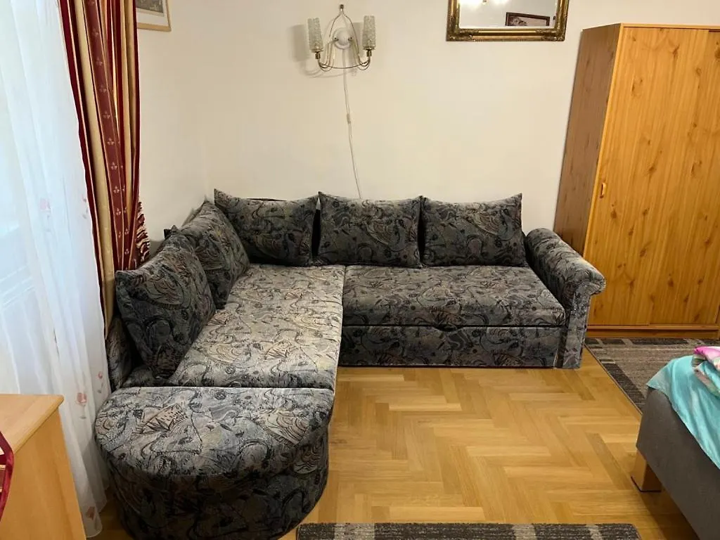 Aranyvar Apartment エゲル