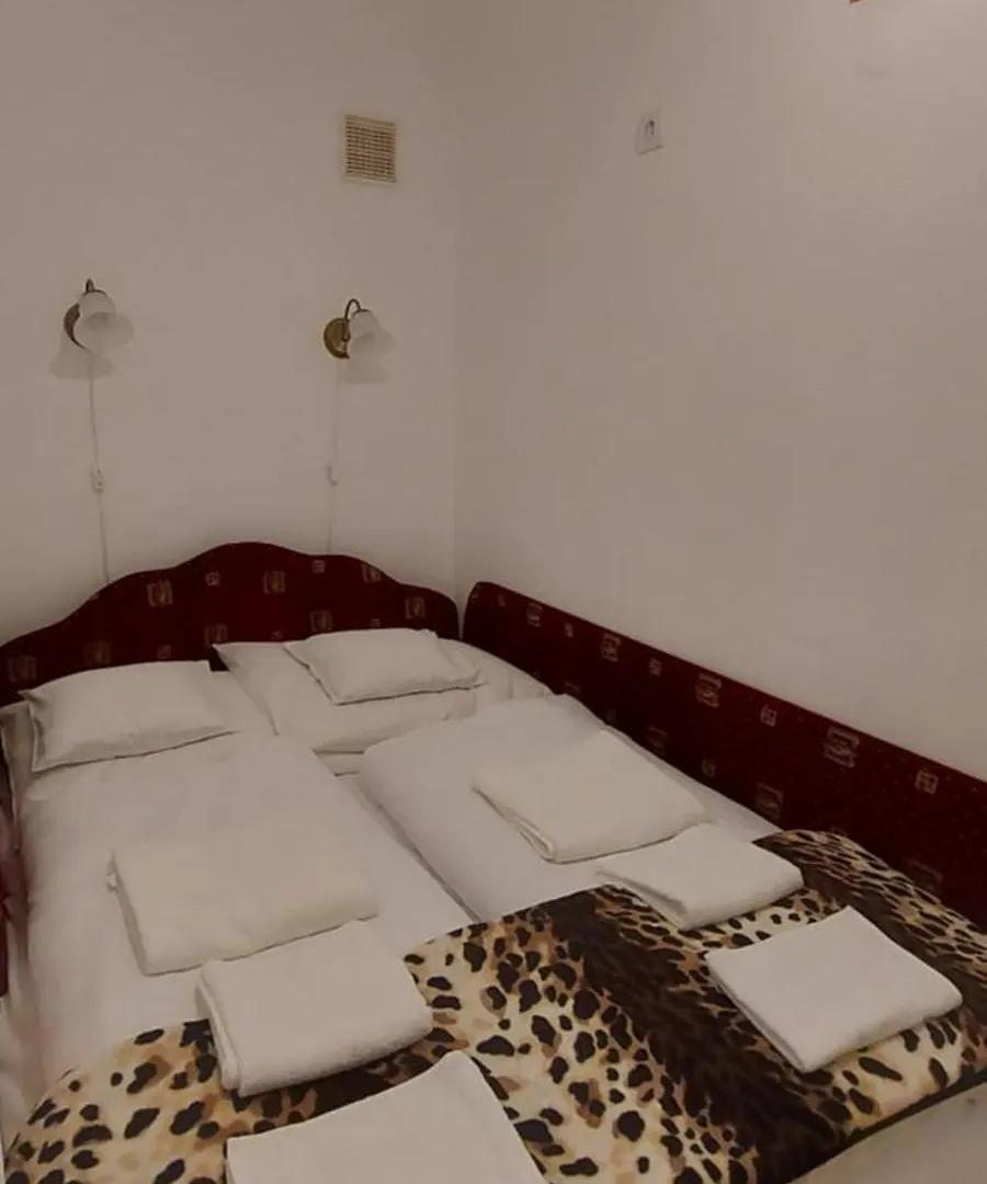 Aranyvar Apartment エゲル