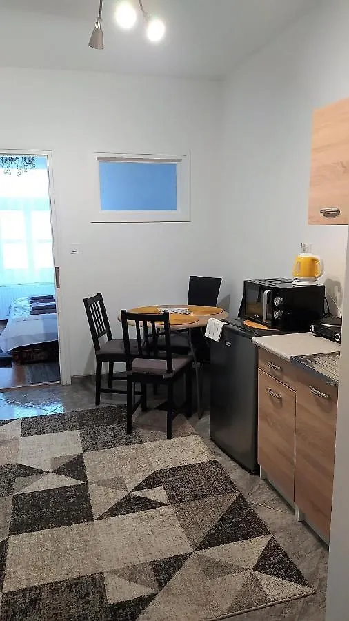 Aranyvar Apartment 埃格尔