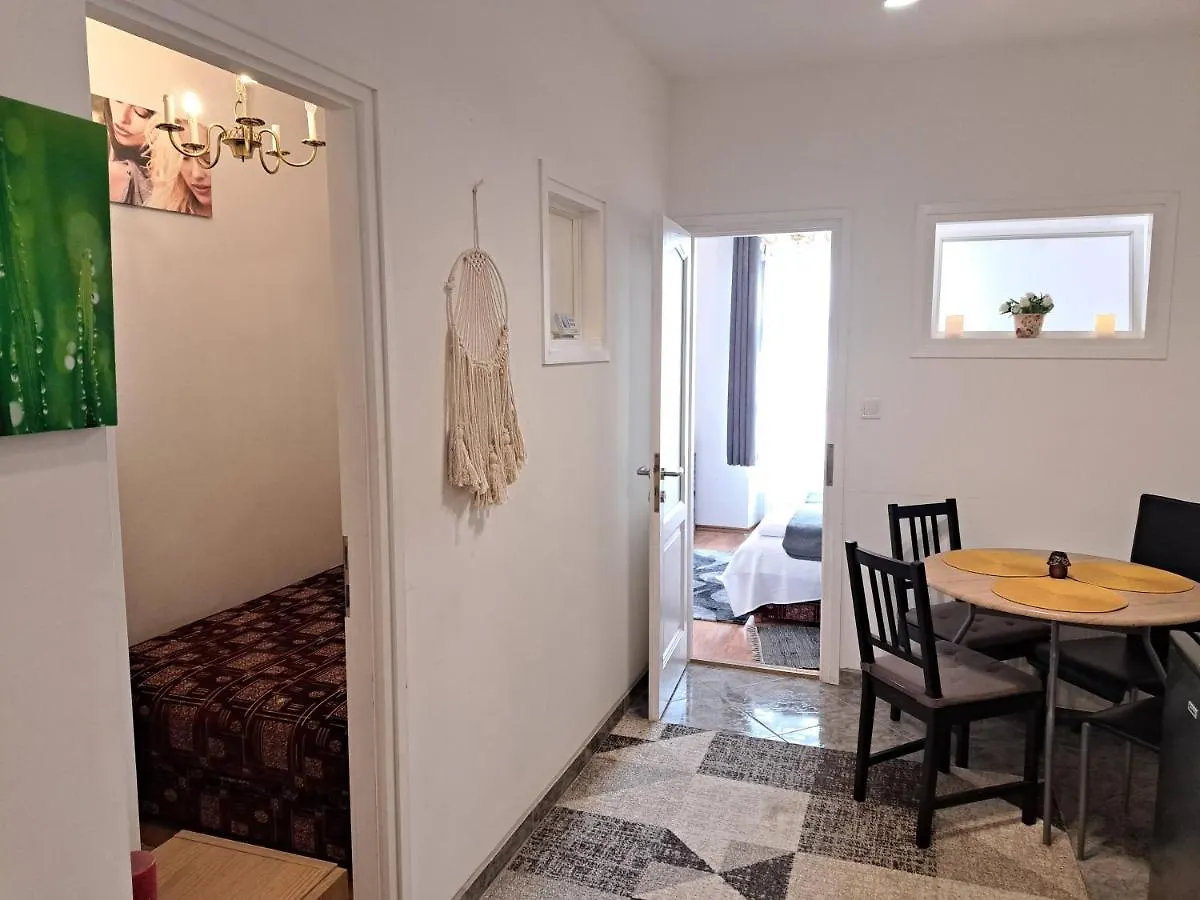 Aranyvar Apartment Eger 0*,